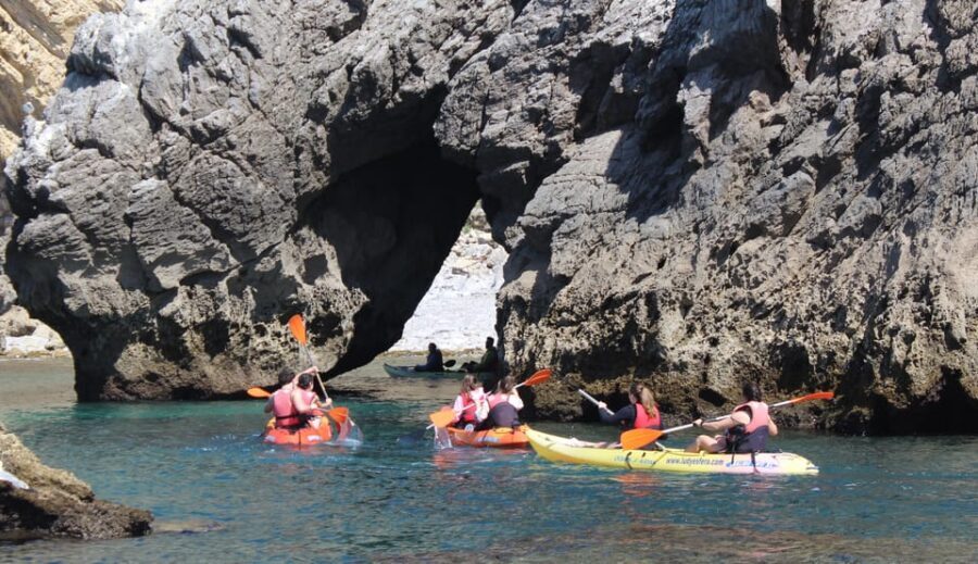 Sesimbra: Ribeiro Cavalo Beach, Caves, & Arrábida Kayak Tour - What You Can Expect: Practical Details
