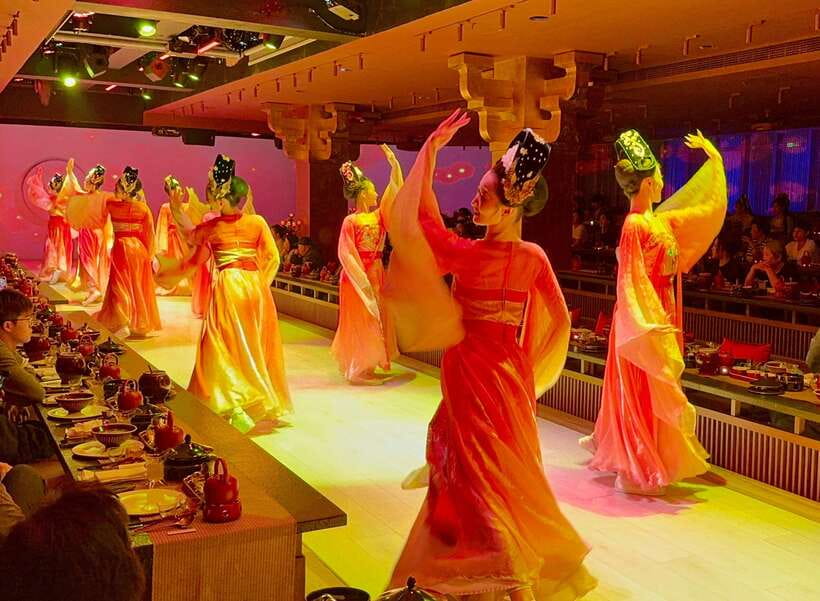 Shanghai Immersive Royal Banquet+Photo, Bar/Massage Options - Behind the Scenes: What Makes This Tour Special