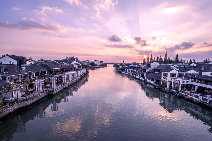 Shanghai Seven Treasure Town & Zhujiajiao Water Town Tour - In-Depth Breakdown of the Tour