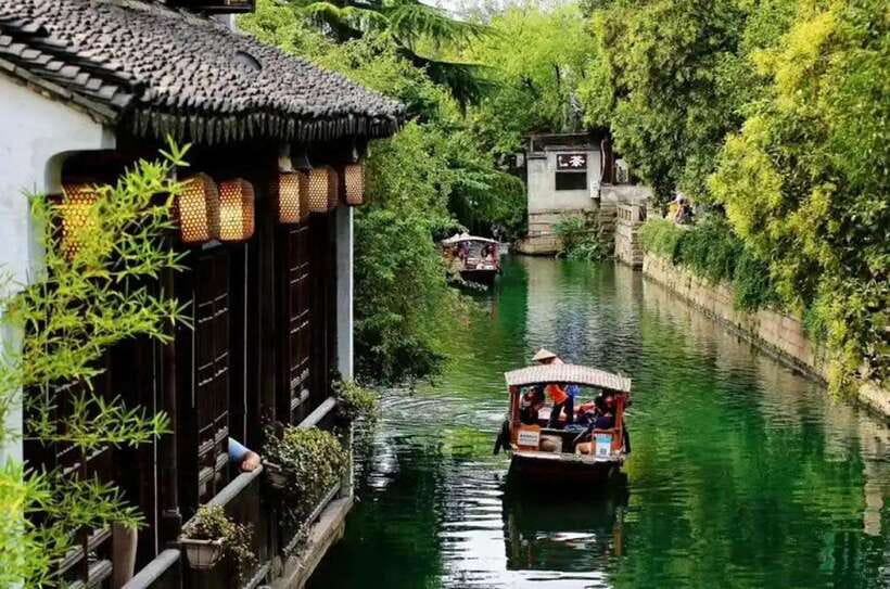 Shanghai Urban Sightseeing & Zhujiajiao Water Town Bus Tour - What’s Included and Practical Details