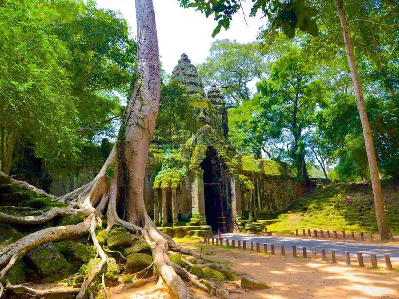 Siem Reap: 2-Days Angkor Wat with Sunrise Small-Group Tour - Transport and Group Size