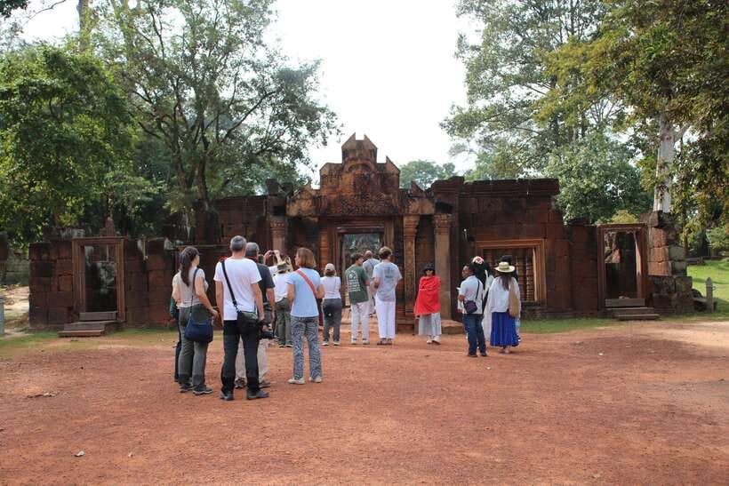Siem Reap: 3-Day Budget Tour with Angkor Wat & Village Visit - Top Highlights of the Tour