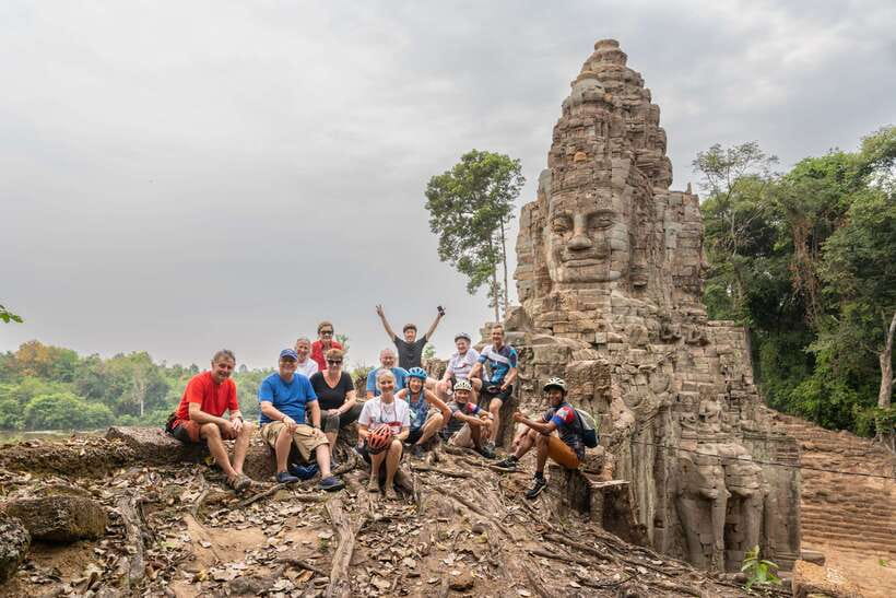 Siem Reap: Bike the Angkor Temples Guided Tour with Lunch - The Experience in Detail