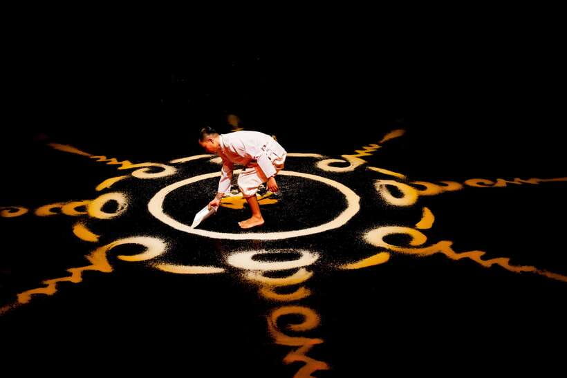 Siem Reap: Phare Circus Ticket with Tuk Tuk Transfer - What Makes This Experience Stand Out