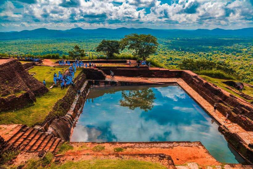 Sigiriya: 2-Day Guided Tour with Dambulla Caves Visit - Key Points