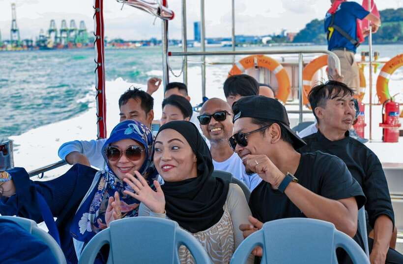 Singapore: Albatross Speedboat Adventures Tickets - Who Should Consider This Tour?