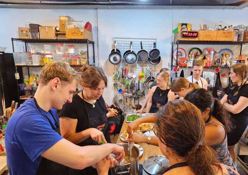 Singapore: Market-to-Table Experience and Cooking Class - Discovering Singapore’s Food Roots