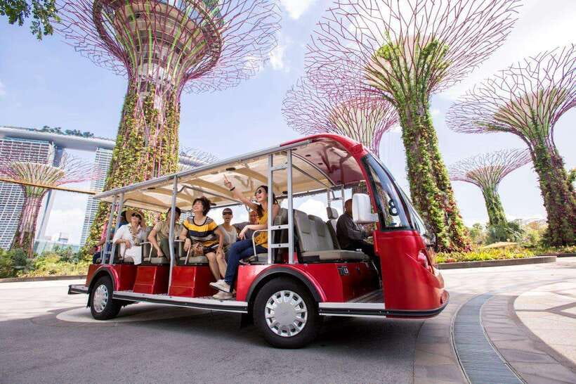 Singapore: Outdoor Audio Tour at Gardens by the Bay - The Experience: What You Can Expect