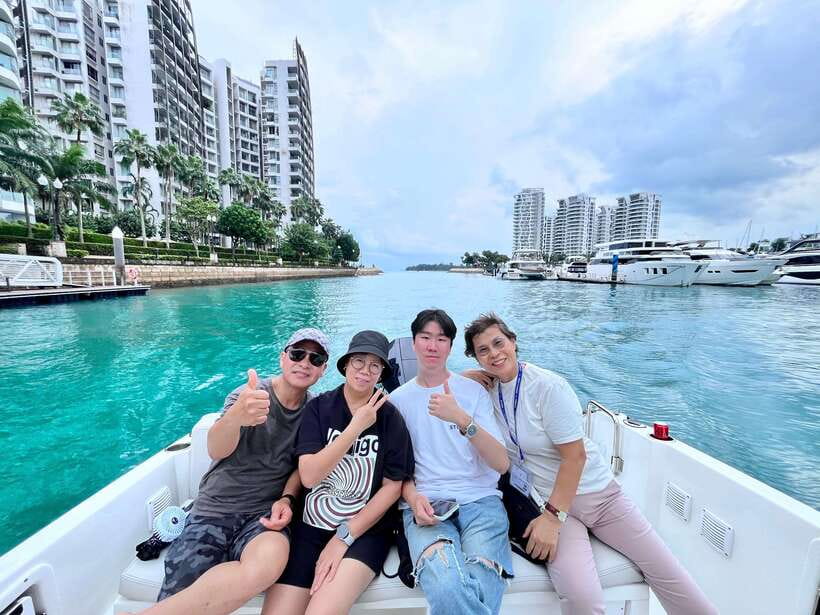 Singapore Speedboat Cruise & Dining Experience - Why This Tour Offers Good Value