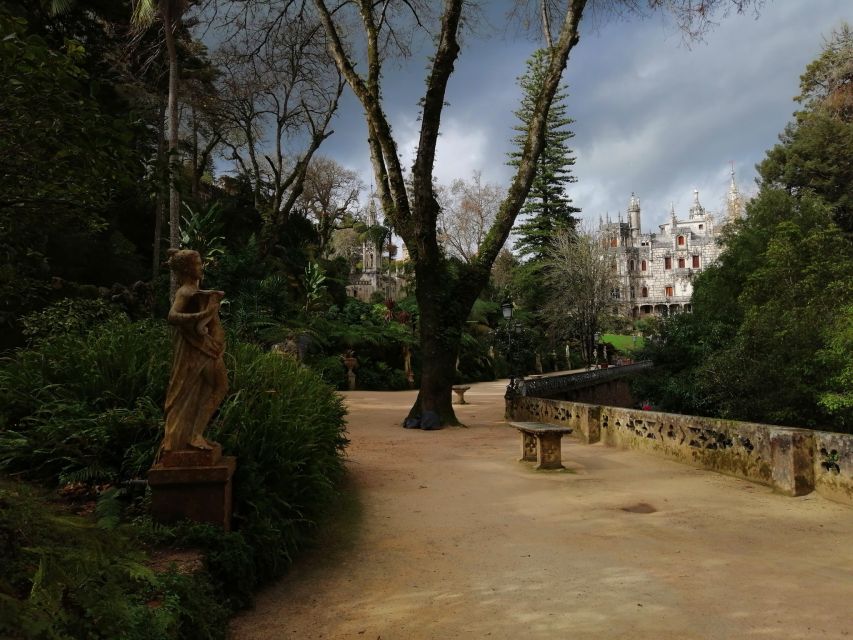 Sintra: Immersive Guided Walking Tour w/ Quinta da Regaleira - FAQ