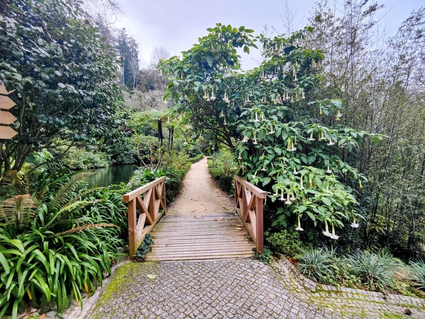 Sintra: Queluz Palace, Biester Palace, and Colares Winery - FAQs