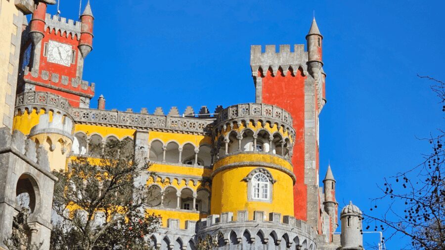 Sintra Tour w/ Pena Palace, Cascais & Cabo Roca, FROM LISBON - Transportation and Group Size