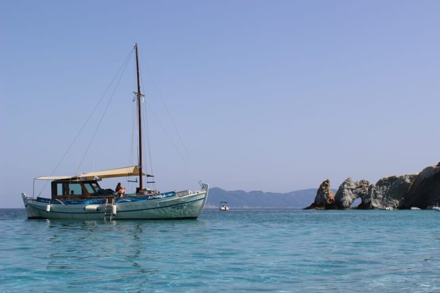 Skiathos: Boat Cruise with Dinner & Sunset Viewing - What You Can Expect from the Itinerary