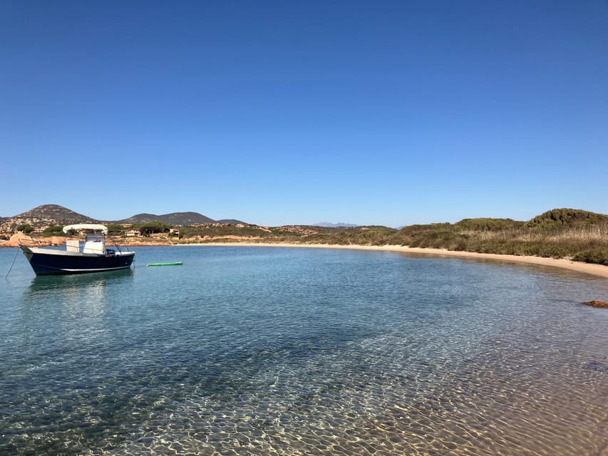 Sleeping on a boat in the bay - Practical Tips for Your Trip