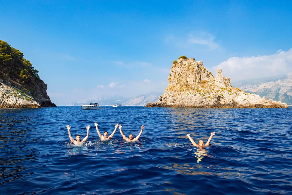 Sorrento Coast 2 Hours Shared Boat Tour With Swimming Stop - Exploring the Bagni Della Regina Giovanna Site