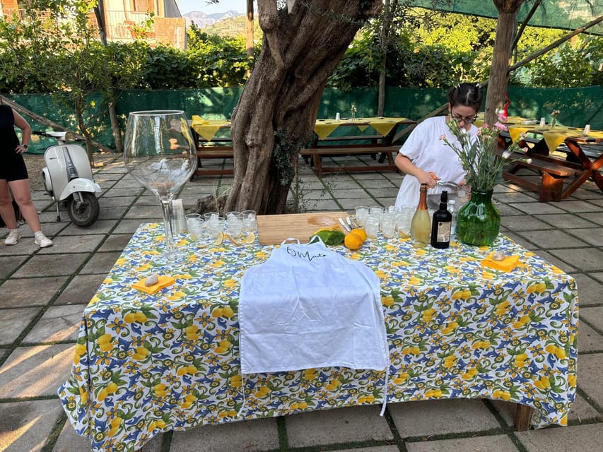 Sorrento: Pizza School in a Sorrentine Kitchen Garden - Booking and Availability