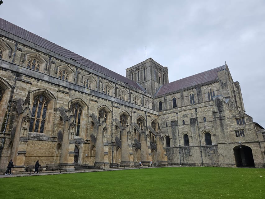 Southampton: Jane Austen's Birthplace & Winchester Day Tour - Winchester: The Final Chapter of Austen’s Life