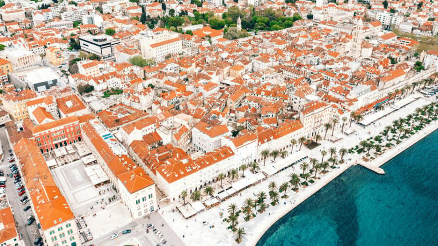 Split: Diocletian's Palace and Old Town Guided Walking Tour - Exploring the Itinerary in Detail