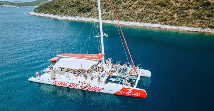 Split: Hvar, Pakleni, Bra & olta All-inclusive Tour - Food & Drinks