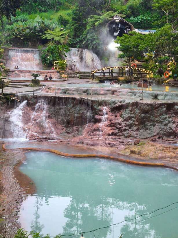 Start 10am Bandung Group Tour Volcano, Waterfalls, Hotspring - Detailed Breakdown of the Itinerary