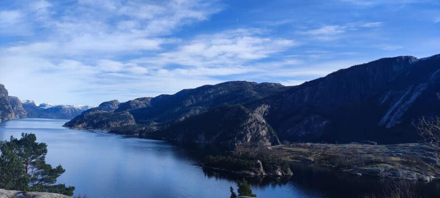 Stavanger: 8-Day Tour of Norway with a guide - Waterfalls and Scenic Sites