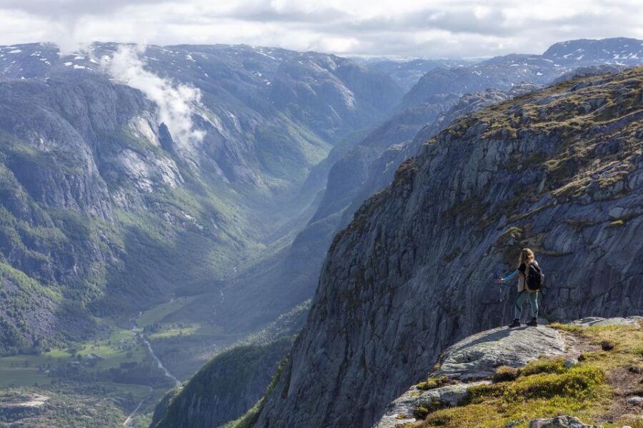 Stavanger: Kjerag Summer Hike with Packed Lunch - Why This Tour Offers Great Value