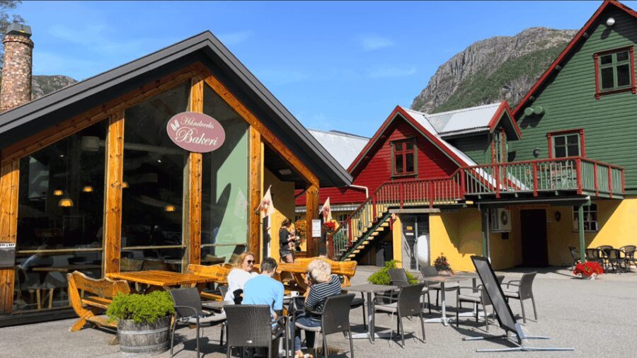 Stavanger: Månafossen Waterfall Hike with Traditional Meal - Who Should Consider This Tour?