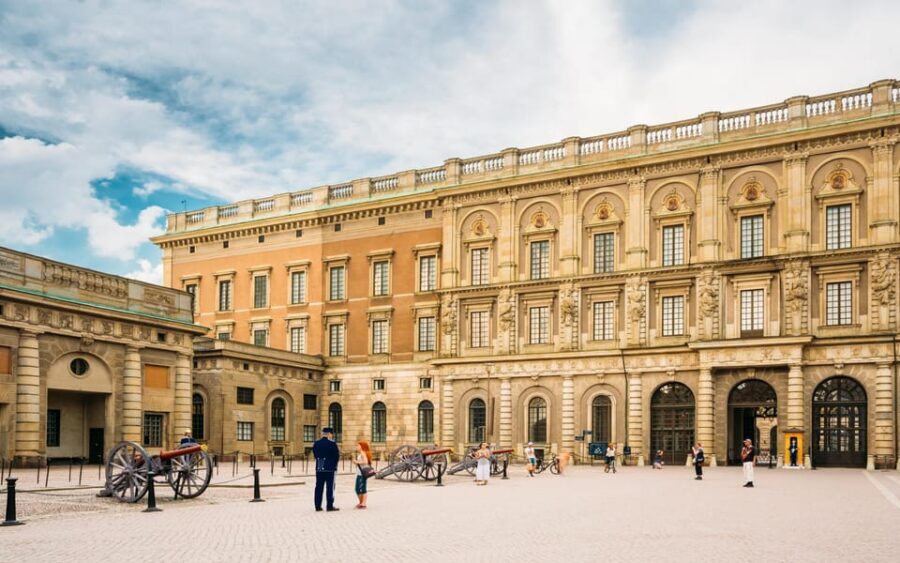 Stockholm: Old Town Highlights Private Walking Tour - Who will love this tour?