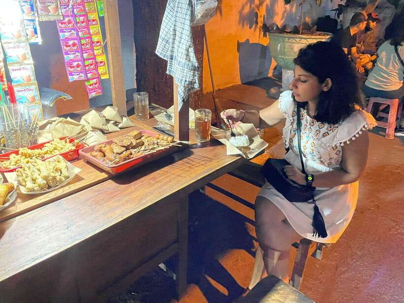 Street Food Tasting by Walking - The Practical Side: What to Expect