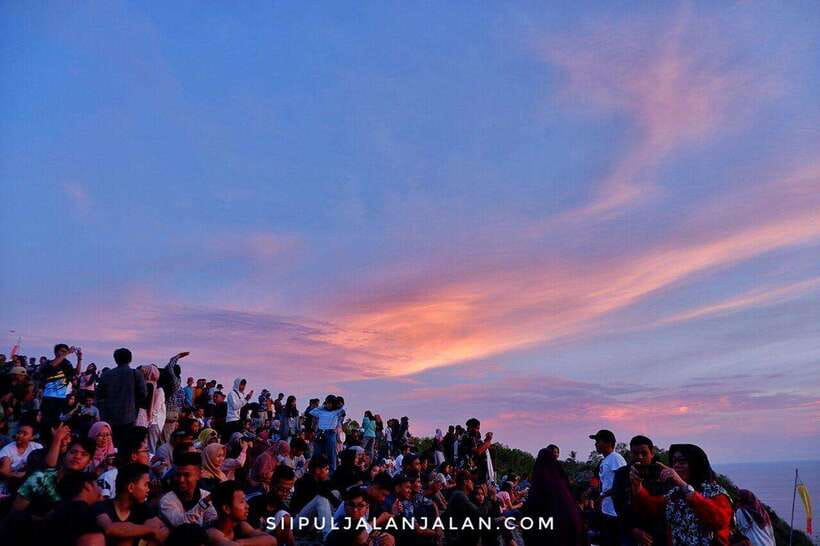 Sunset Adventure at Parangtritis Paragliding - The Itinerary in Detail