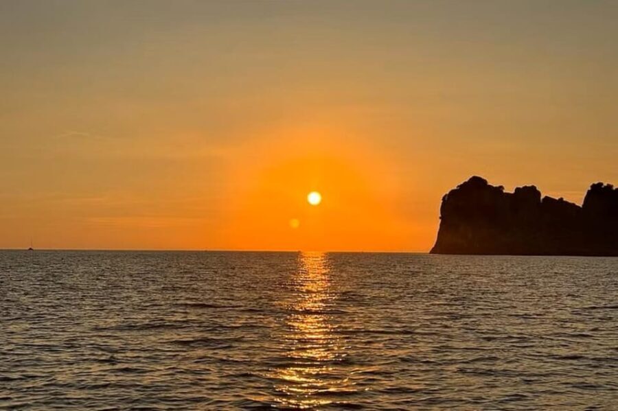 Sunset Magic: 5 Terre, La Spezia, Portovenere & Lerici Tour - Exploring the Stops: What You’ll See
