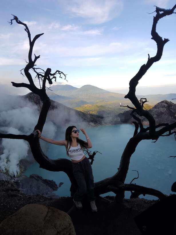 Surabaya: Mount Bromo & Ijen Crater 2-Day Shared Tour - Detailed Breakdown of the Itinerary
