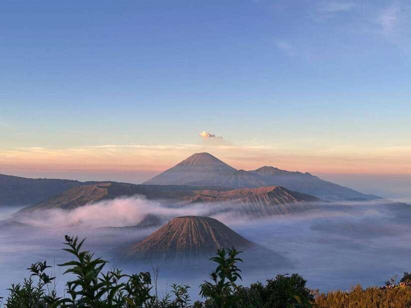 Surabaya: Mount Bromo Sunrise & Crater Climb Tour - The Itinerary in Detail