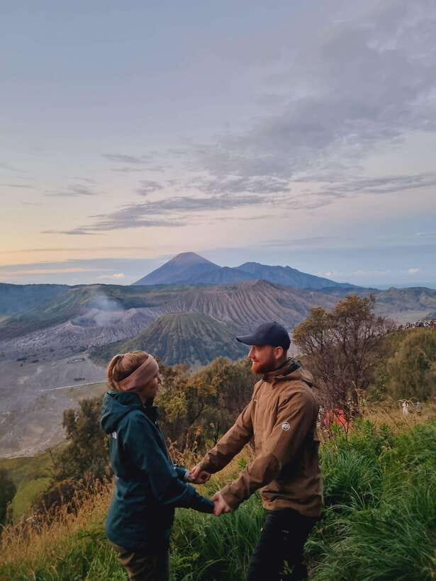 Surabaya: Mount Bromo Sunrise Efficient 1 Day Tour - How Does the Price Reflect the Experience?