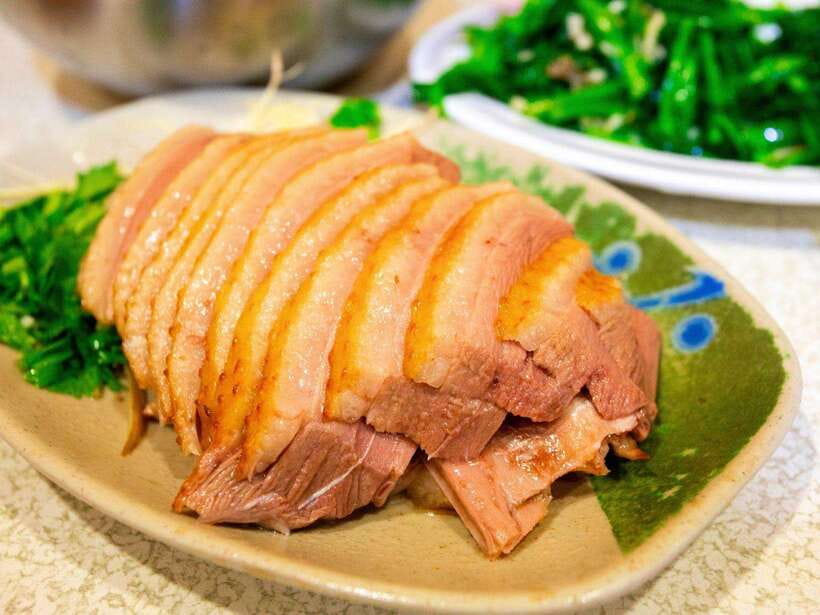 Taipei: Local Favorite Food Tour in Golden Lane (Full Lunch) - The Food Sampling: What You’ll Taste and Why It Matters