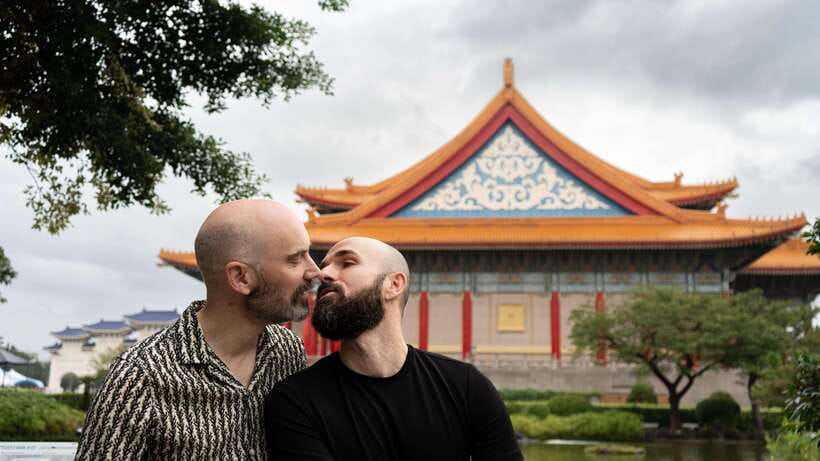 Taiwan Taipei: LGBT Photoshoot with Taiwan Photographer - The Tour Flow and What to Expect