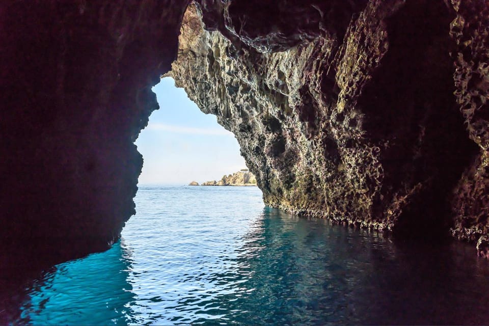 TAORMINA: BOAT TOUR OF ISOLABELLA WITH APERITIF - Itinerary and Activities