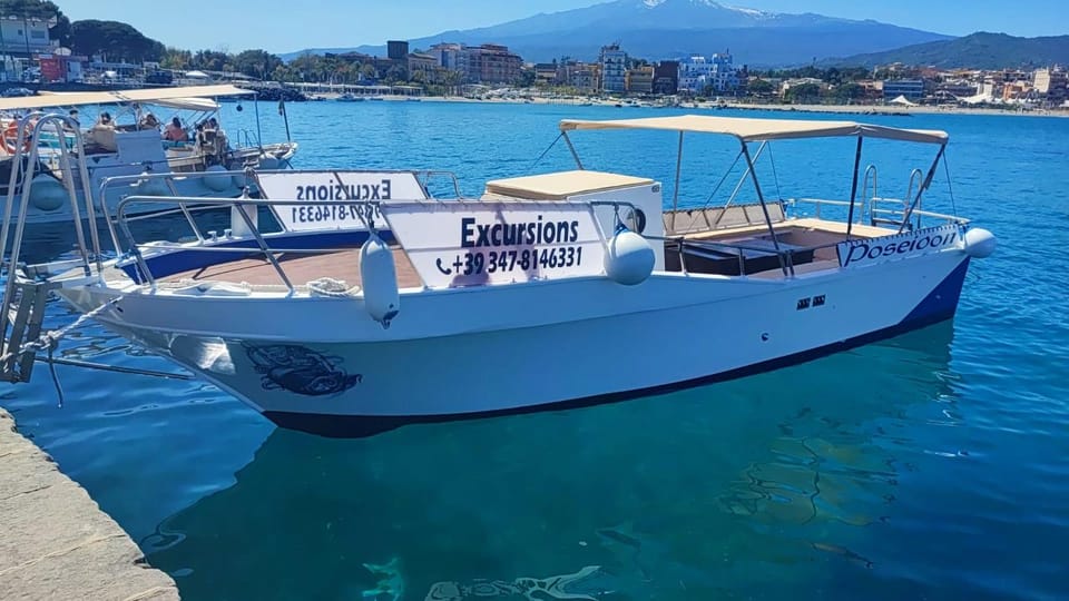 Taormina Giardini Naxos: Boat Tour With Aperitif & Snorkeling - Itinerary Highlights