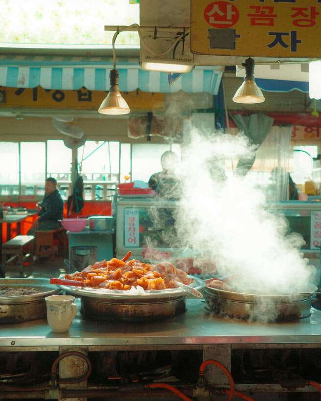 Taste of Jeju: A Culinary Journey Through Traditional Market - A Closer Look at the Culinary Tour
