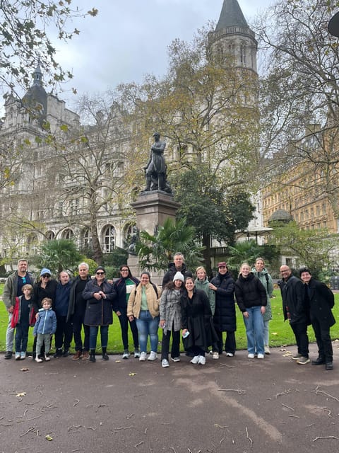 The Changing of the Guard Experience with Thames Boat ride - Practical Details and Considerations