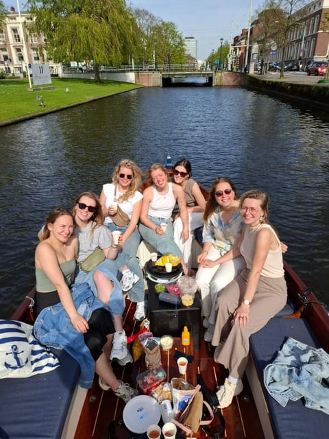 The Hague: Private Boattour up to 10 persons - The Itinerary and Route – What You Can Expect