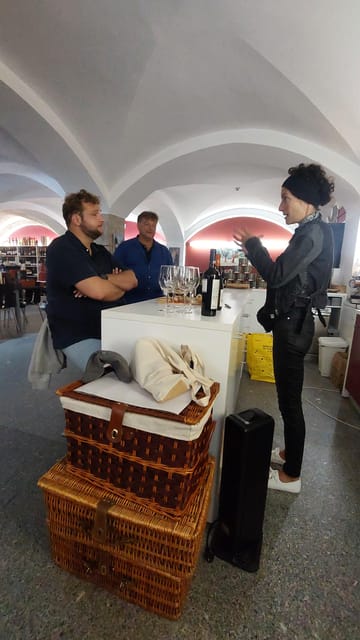 The Roman Tour & Wine tasting. - Why This Tour Works Well for Travelers