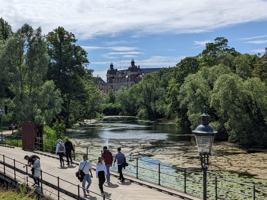 The waterfront - Guided tour of Copenhagen along the waterfront in French - What to Expect and Practical Considerations  