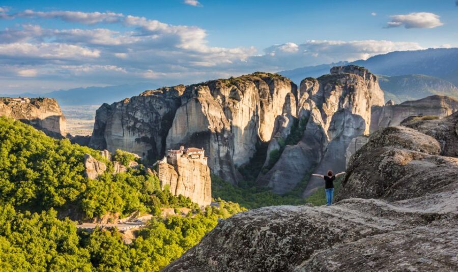 Thessaloniki: 3-Day Meteora Trip with Tours, Museum & Hotel - First Impressions of Meteora: Sunset Tour and Hidden Gems