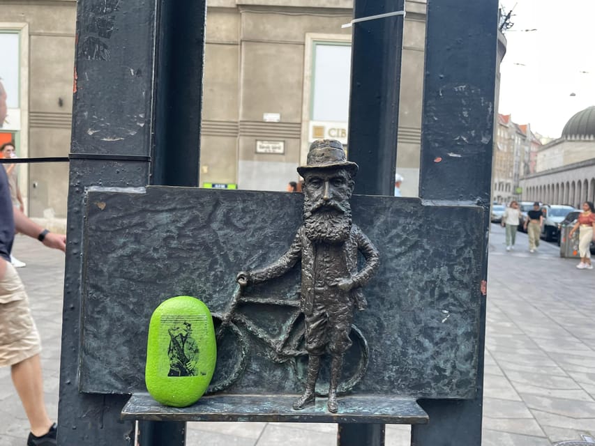 Tiny Sculptures, Big Stories: Kolodko mini statue tour - Discovering Budapest Through Miniature Art