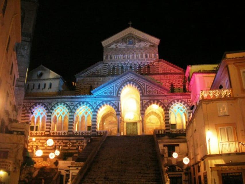 Tours of the Amalfi Coast with disabled platform - Analyzing the Value