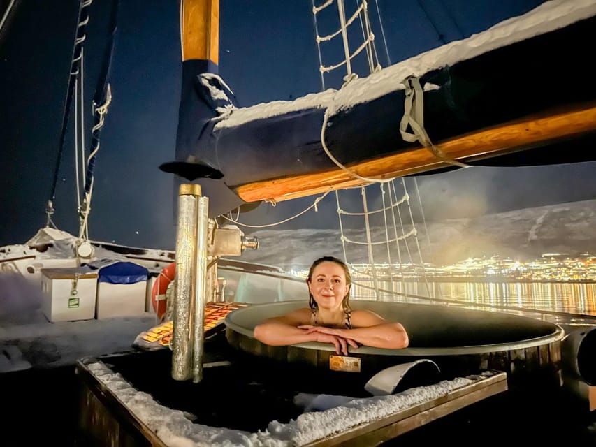 Tromso: Luxury Northern Lights Cruise with Hot Tub & Dinner - The Itinerary in Detail