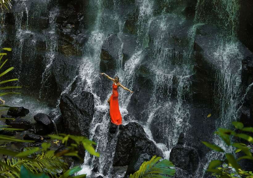 Ubud: Kanto Lampo Waterfall, Art Market, Cretya & Tanah Lot - Key Points