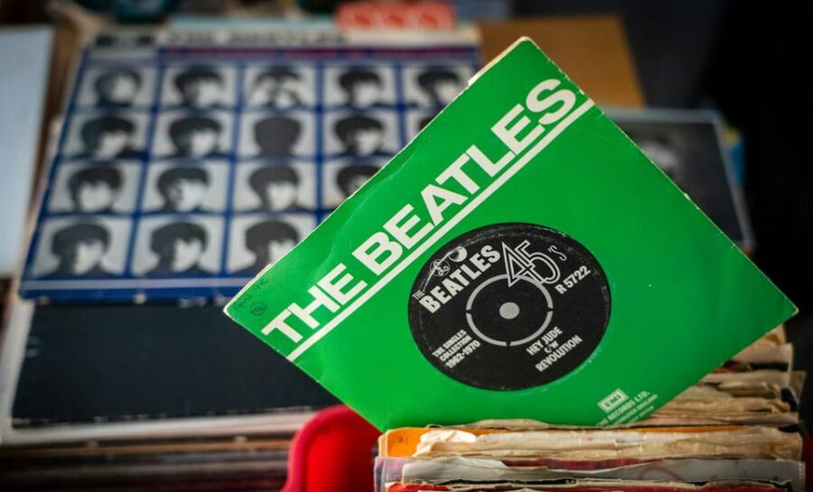 Ultimate Beatles Ticket to Ride Half Day -Small Groups - Authenticity and the Beatles Experience