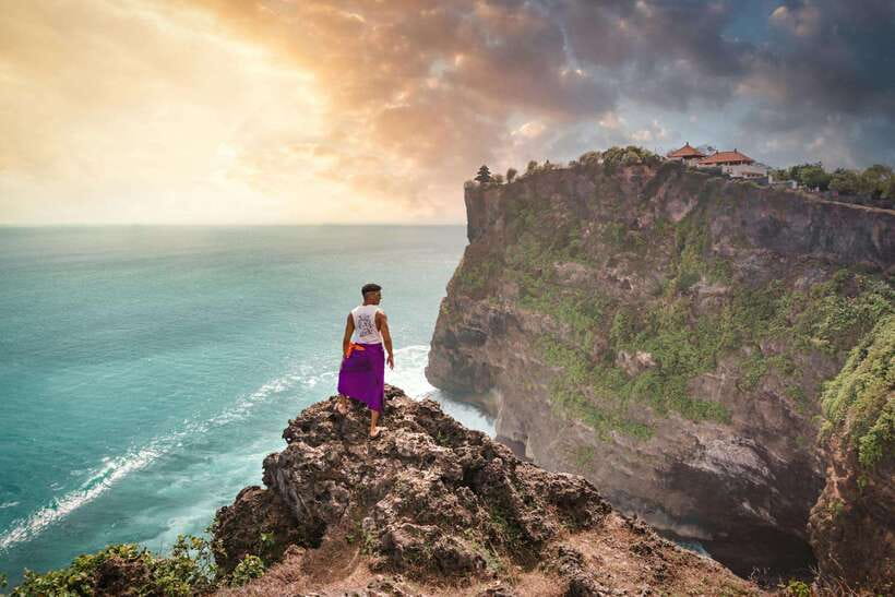 Uluwatu Sunset Temple - Kecak Dance Show & Seafood Dinner - Real Experiences and Tips